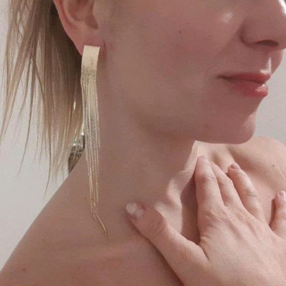 💖 2/$30 Women's yellow Gold plated long tassel elegant formal evening earrings - Picture 7 of 11